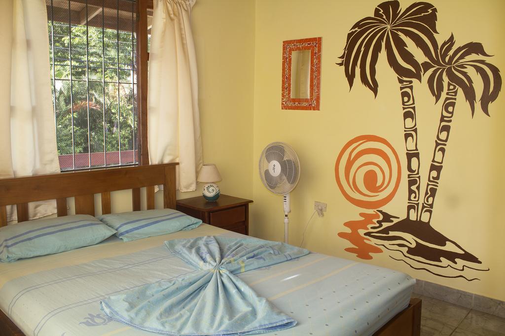 Hostel Matilori Sámara Buitenkant foto